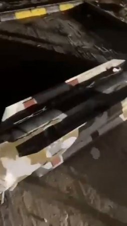 Обломок отработавшей ЗУР PAC-3 MSE зенитно-ракетного комплекса MIM-104 Patriot, найденный в Дохе...