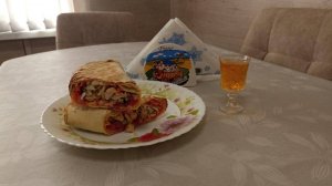 Как правильно приготовить и не отравиться шаурмой...