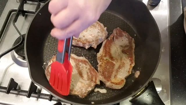 СТЕЙК из свинины на сковородке! Рецепт.