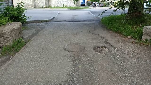 23 июня 2025 г., 19:35:52
Двор Г. Звезда 73 - Красноармейская 52
VID_20250623_193437736
