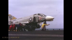 USS Enterprise CVAN-65 F-4 Phantoms и A-4 Skyhawks