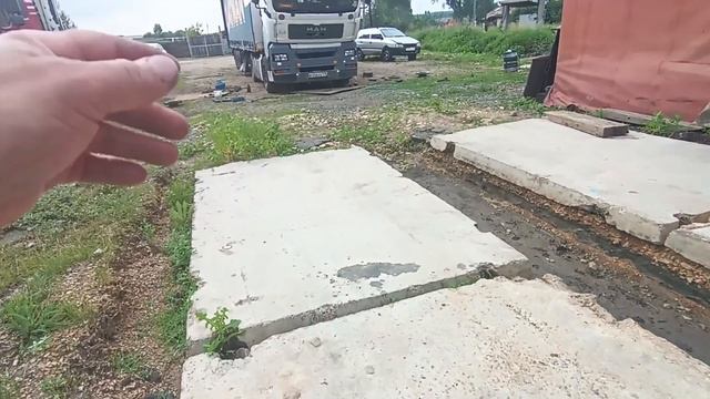 Вскрытие показало, что ремонт затянется. Делаем опять несколько ремонтов одновременно.