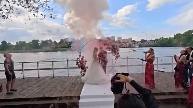 💥На свадьбе в Долгопрудном взорвалась пиротехника💥
