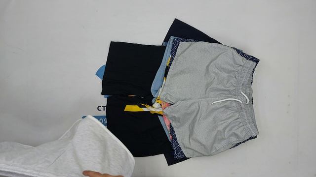 Фото лота №37353 по запросу Шорты оптом