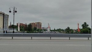 Сколько времени я шла из центра пешком с чемоданом🧳 до ж/д вокзала Тюмени.Цены на воду и перекус