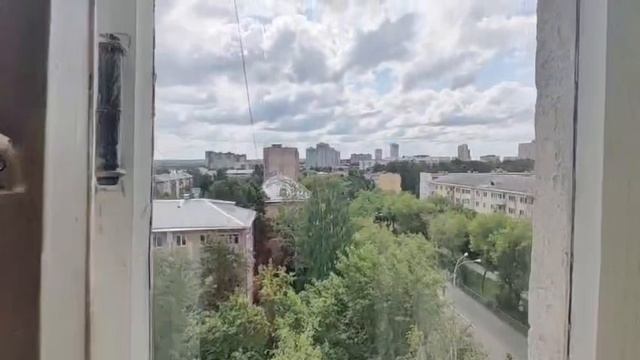 Продаётся квартира в Екатеринбурге, ул. Братская, 8