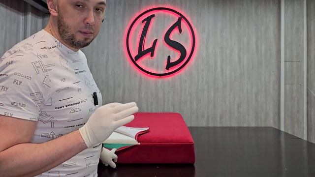 Индивидуальная, ручная работа от Ателье LS. Диванчик в красном цвете.