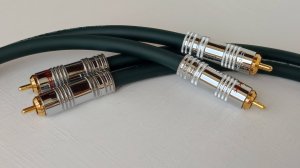 Аудио кабель Daxx R86. Бескислородная медь 2х0.75мм.кв. Двойной экран. Диаметр 9мм.
Made in Taiwan