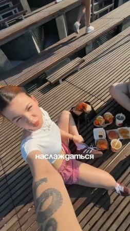 гайд «100 идей на лето» оставила в тг-канале: Что там у Дарси? #fashion #обзорывб #ootd #идеилето