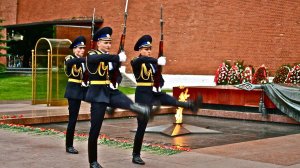 Всегда мечтал снять развод Почётного караула у Поста №1. В этот приезд в Москву мечта сбылась