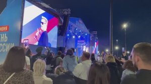 Путешествие в Казань июнь 2025 день первый ч 3. Праздник День  России
