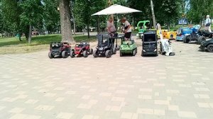 парк фантаны лето..