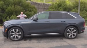 Cadillac Escalade IQ 2025 года, это здоровенный, роскошный утилитарный автомобиль за 165 000 $