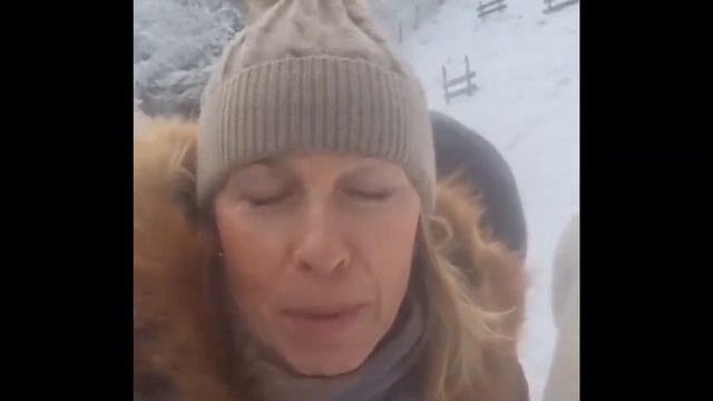 Новогоднее поздравление от команды МансураСпасибо что Вы с нами!