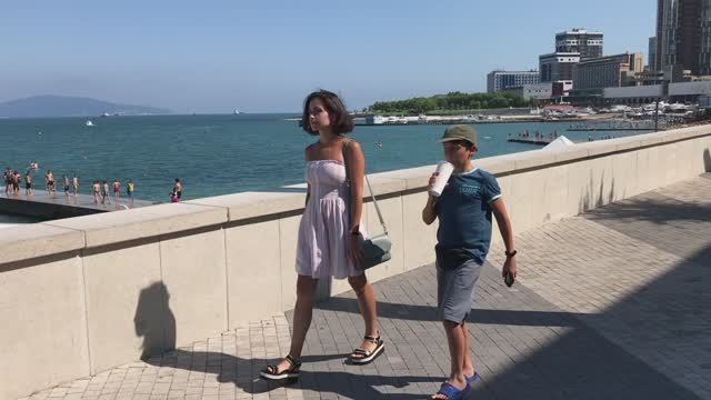 Прогулка по набережной Новороссийска / Отключили свет в Анапе / Аттракционы на набережной Анапы