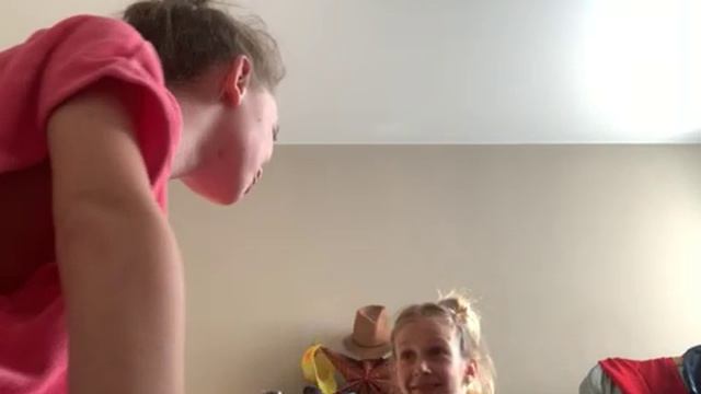 Игра красная дверь жёлтая дверь