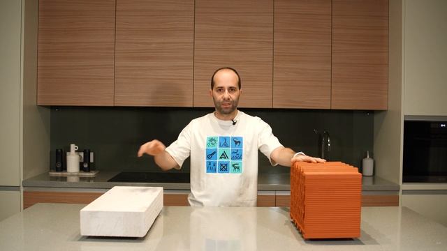 Что из этого МАТЕРИАЛ БУДУЩЕГО? Честное сравнение газобетона и керамоблока!