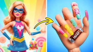 🦸 Супергерои несут конфеты в больницу 🍬 кто победит?