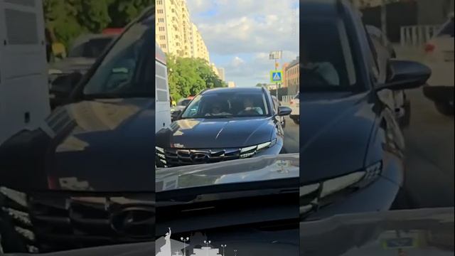 В Краснодаре водитель, стремясь объехать пробку, решил воспользоваться встречной..