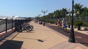 Попили кофе среди уток и кроликов / Искупались в фонтане и море / Набережная Адлера / Сочи Парк