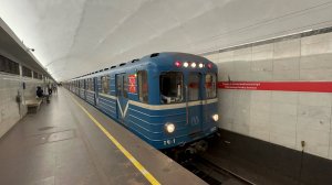 "Легенда!" Метропоезд Ем-501/Ема-502 №116 на ст.м.Технологический институт, июнь 2025 года