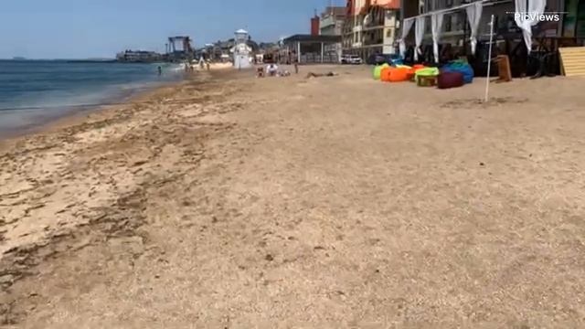 Крым Феодосия Центральный пляж сегодня 24 июня 2025. Обстановка на Диком пляже, погода, море сейчас