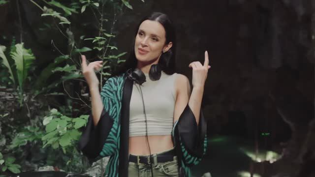 На тусе Remix