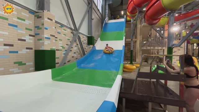 Саратов: аквапарк На Волне! Фудкорт Гастродвор кафе Гуси и Пьяная Настя.