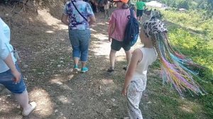 Света Дельфинчик на конной прогулке в Абхазии