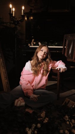 "Соври" - Даша Ваганова
Трек можно послушать на всех музыкальных площадках страны!