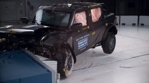 Краш-тест Ford Bronco 2025