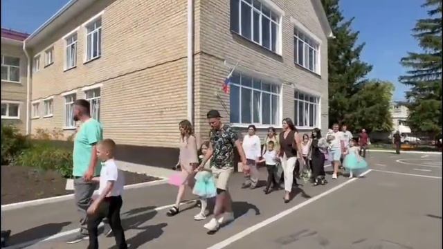 2025. С выпускным. гр. "Золотая рыбка"