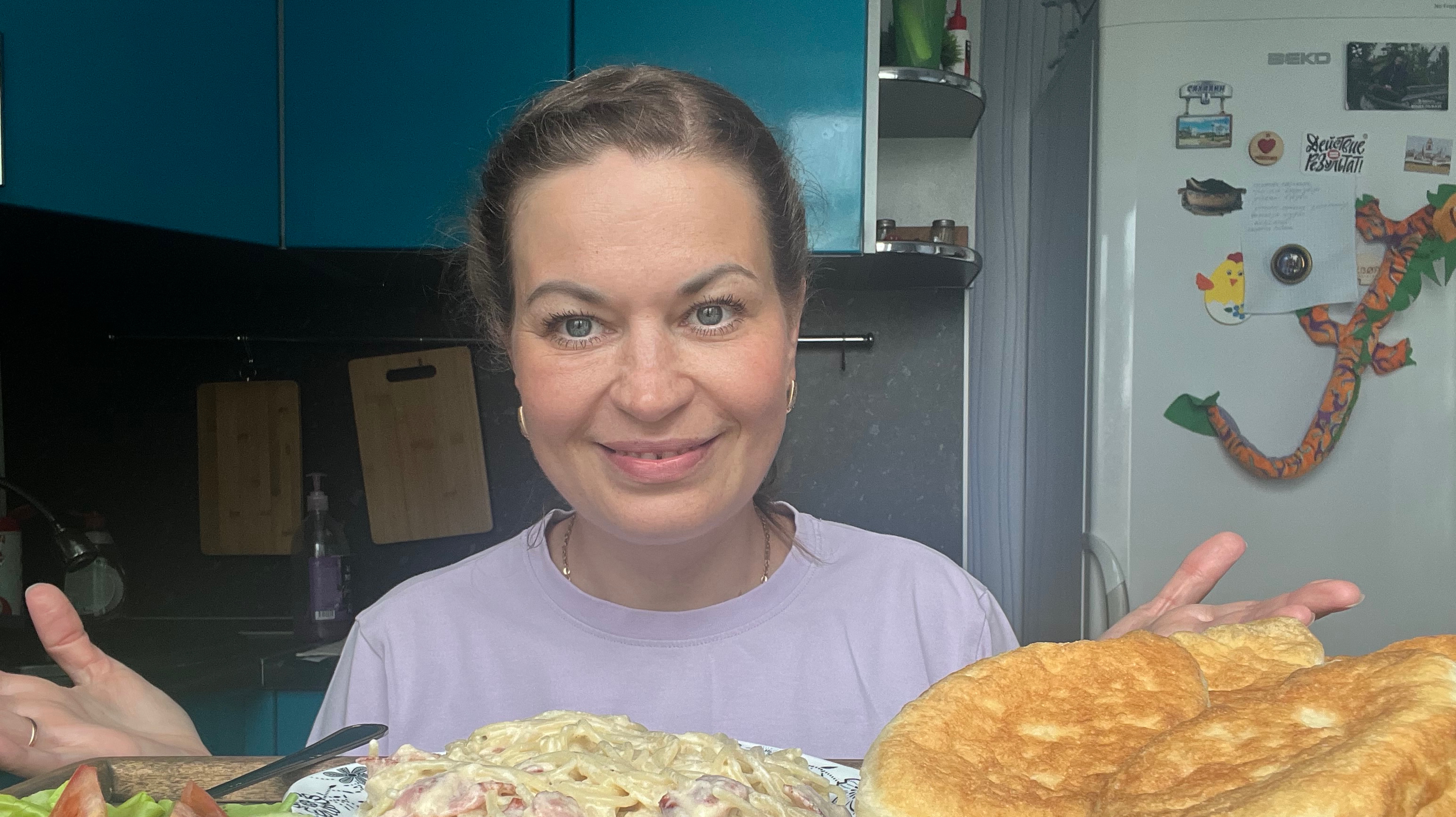 МУКБАНГ ПАСТА КАРБОНАРА/СВЕЖИЕ ОВОЩИ/ЖАРЕНЫЕ ПИРОГИ/MUKBANG ЕДА ОБЖОР