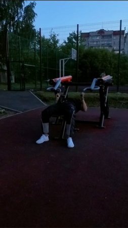 Жим лежа