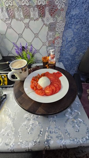 Буратта с помидорами 🍅
Рубрика Готовим вместе 👩🍳 
Мукбанг ☕️ еда