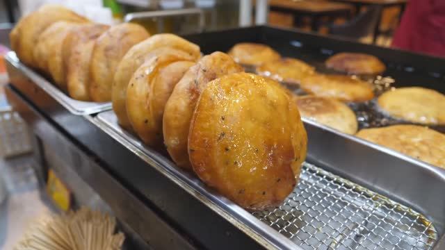 Самая популярная уличная еда в Корее, хотток