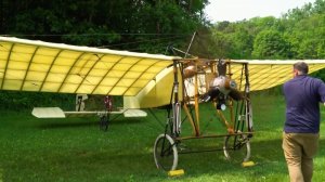 На заре авиации, самолёт 1910 года.