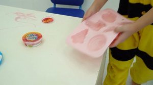 43 Ребенок купил в магазине испорченную пиццу