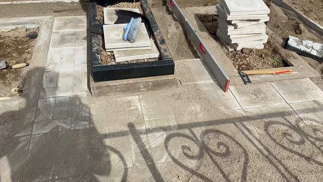 Как правильно облагородить могилу на кладбище, и чтобы потом не развалилась! Работа мастера