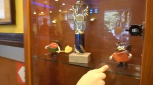 Мистер Макс • Mister Max - Челлендж на машинах   Мальчики против девочек