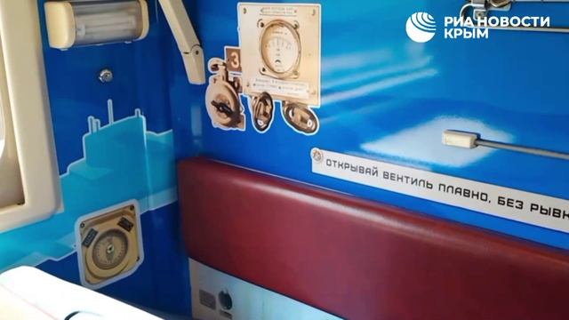 Уникальный вагон-"подлодка" отправился из Севастополя в Санкт-Петербург