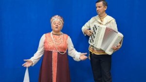 "Моршанские частушки",  "Поёт гармонь"
исп.Валентина Кибалина.