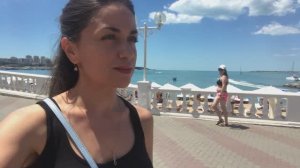 Позавтракали на набережной Геленджика в Оливье / Геленджик – Сочи / Заселение в Орхидея Парк
