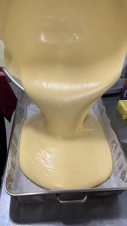 9wXE-1LZcS8 - 曜日ごとに味が変わる台湾カステラ屋さん！焼きたてふわっふわで最高！西新にある「九份」#福岡グルメ #japanesefood #japantravel
