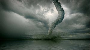 Появились кадры мощных смерчей в Сочи