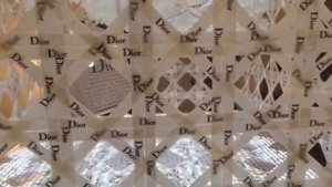 Lady Dior в Москве. Картинки с модной выставки