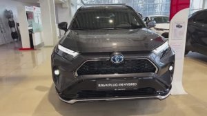 TOYOTA RAV4 2025 обзор