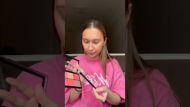 Палетки за тысячу. Артикул в конце видео . #обзор #revolution #makeup #рек #тени #палеткатеней