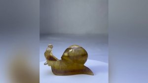 Резьба по камню. Улитка из флюорита