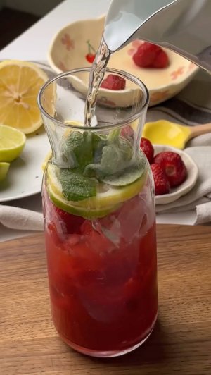 Лимонад с клубникой 🍓
